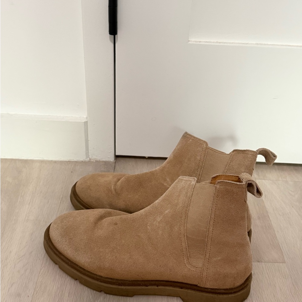 Zara Men's Suede Boots
